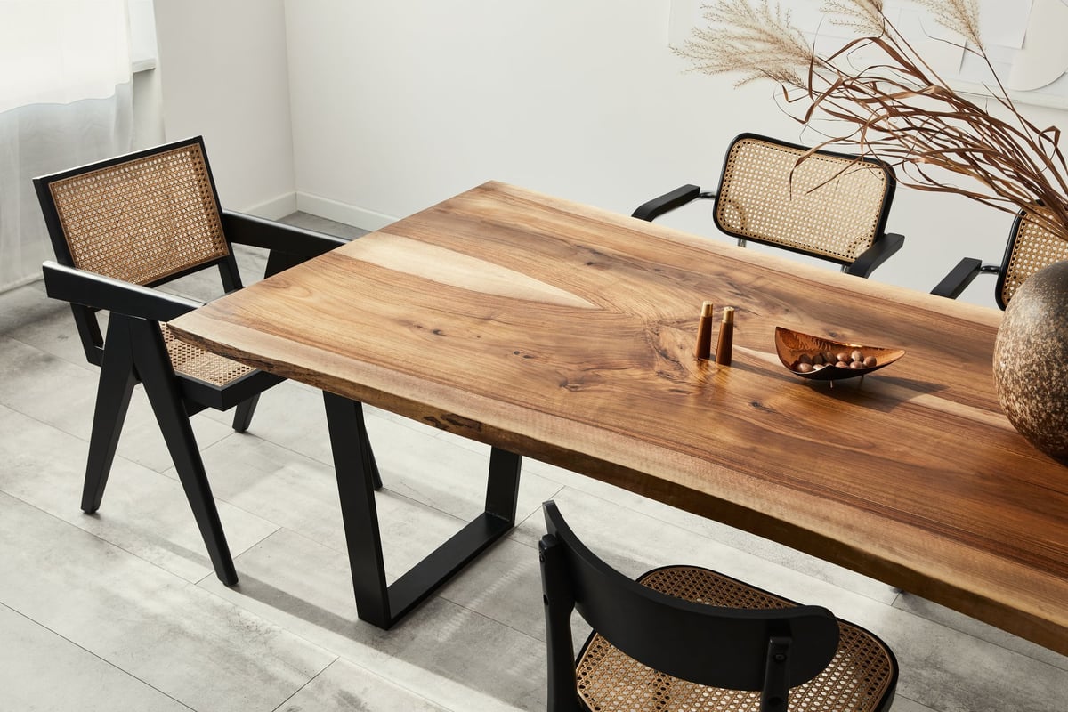 Mesa de centro en madera nativa